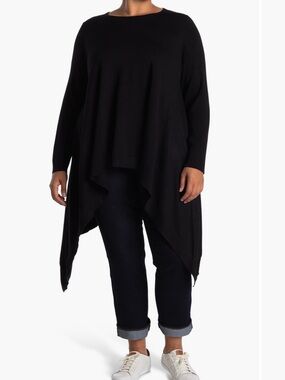 Cyrus by Devotion Shark-bite Tunic Sweater